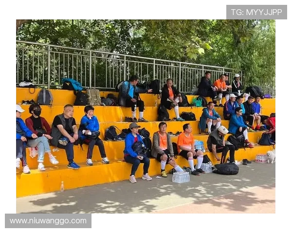 2023大学生足球联赛苏州站精彩开赛 赛场激情碰撞展现青春风采